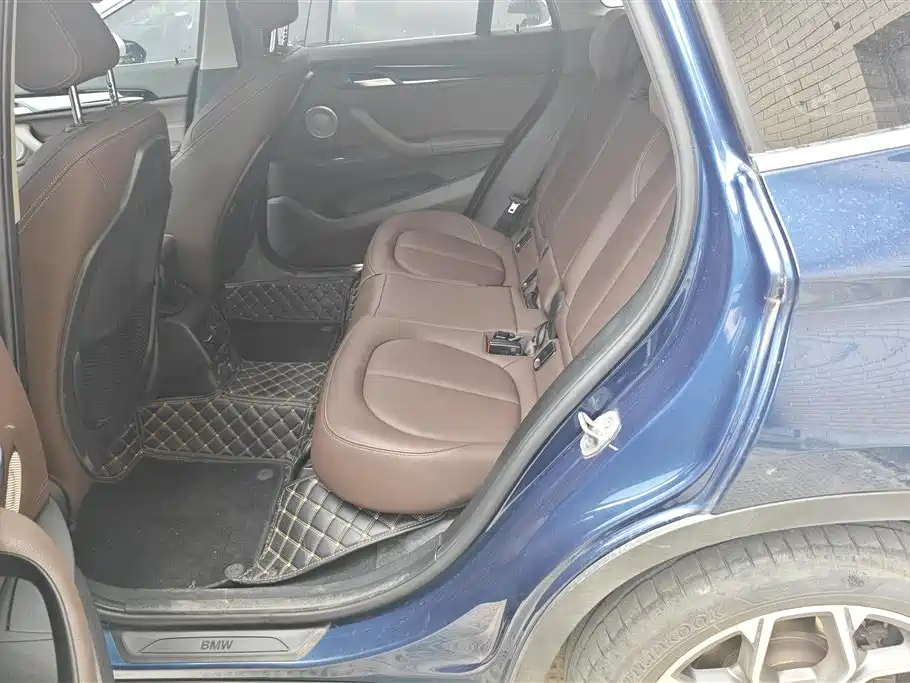 BMW X1 2021 Facelift sDrive25Li Leading фото 11