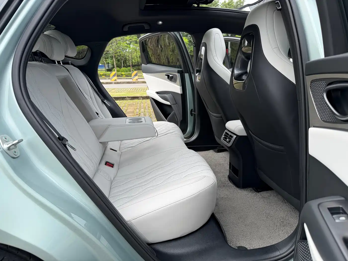 BYD Seal 06 New Energy 2024 DM-i 120KM Flagship фото 14