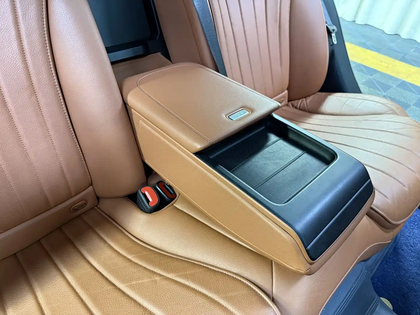 Mercedes-Benz S-Class 2023 Model S 400 L Business Edition фото 16