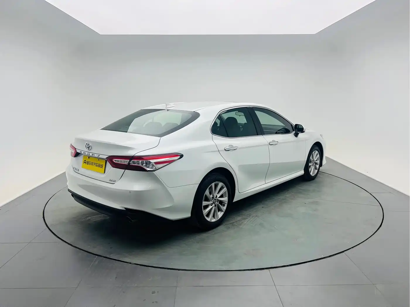 Toyota Camry 2021 2.0G Luxury Edition фото 7