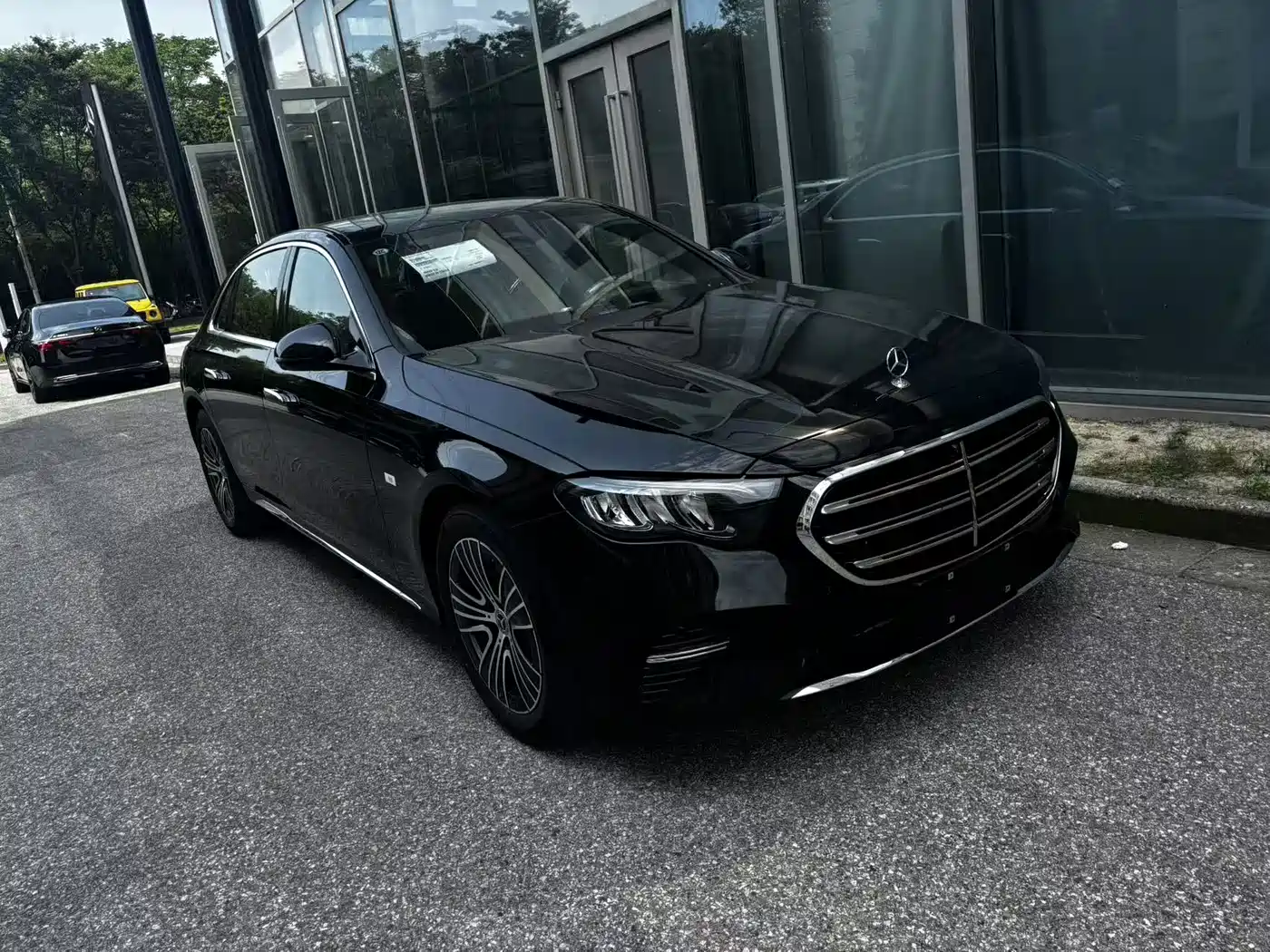 Mercedes-Benz E-Class 2026 E 260 L Classic Edition