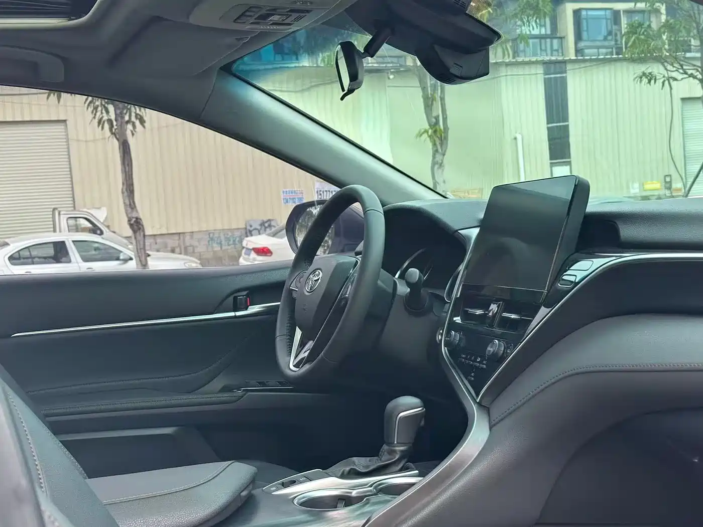Toyota Camry 2021 2.0G Luxury Edition фото 21