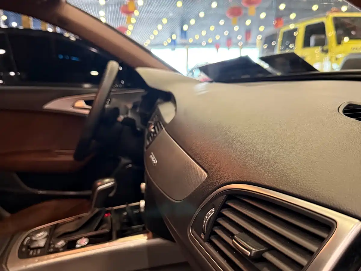 Audi A6L 2017 45 TFSI quattro Sport фото 13