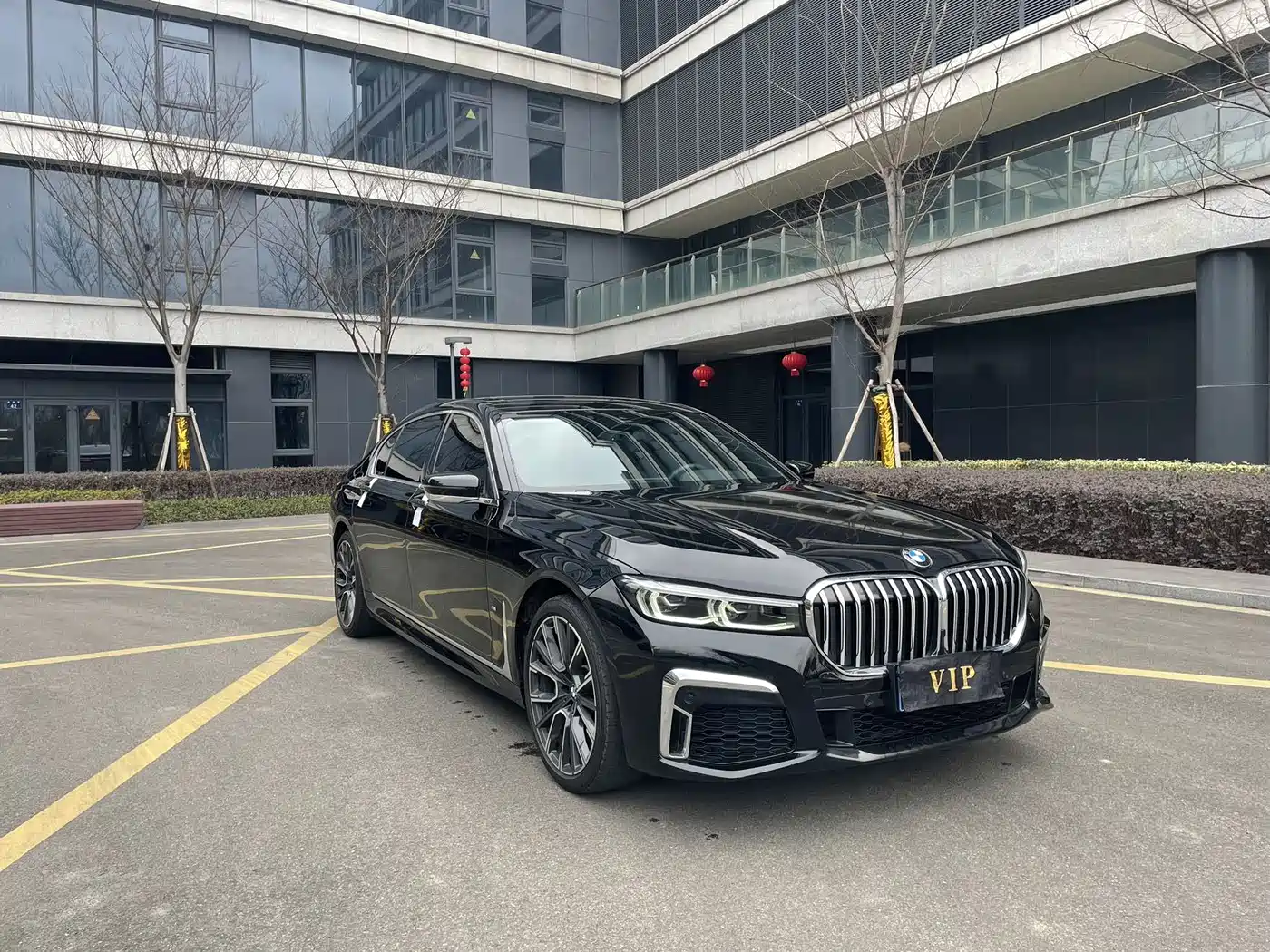 BMW 7 Series 2019 740Li Leading M Sport Package фото 3