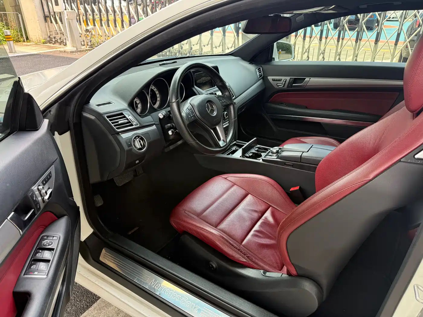 Mercedes-Benz E-Class (Import) 2014 E 200 Coupe фото 4