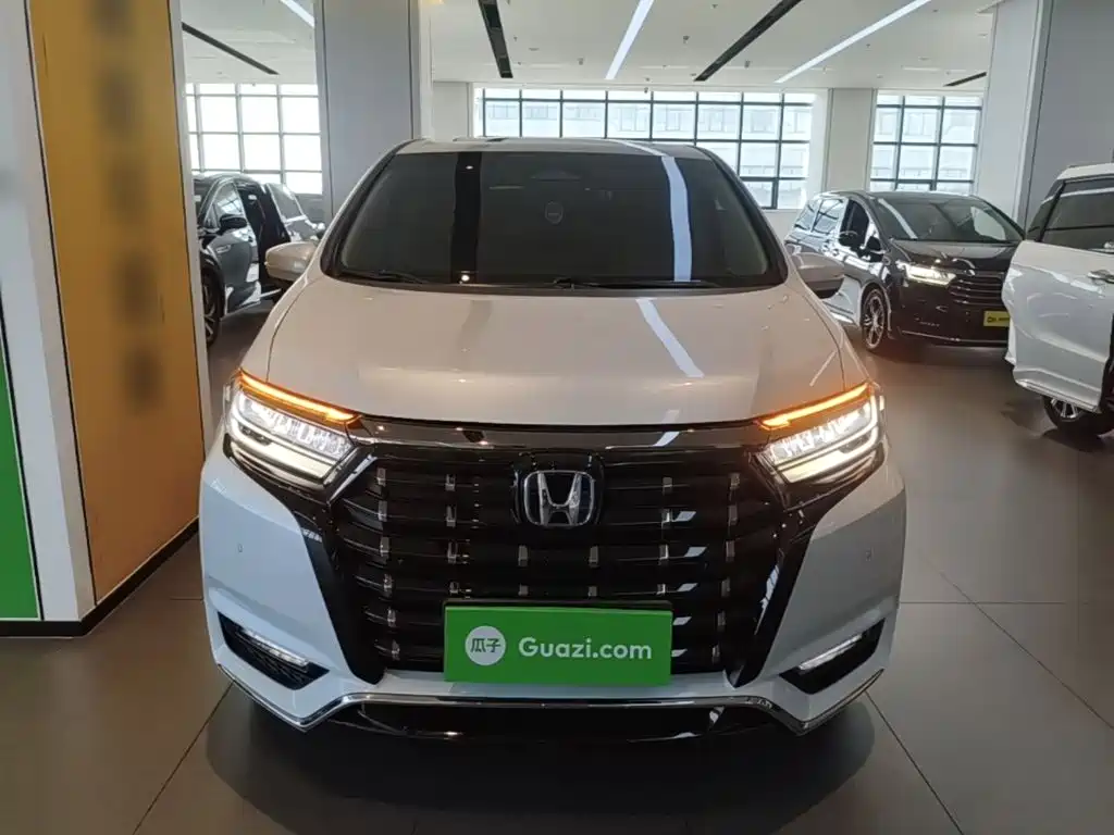 Honda Elysion 2024 2024 2.0L e:HEV Luxury Edition