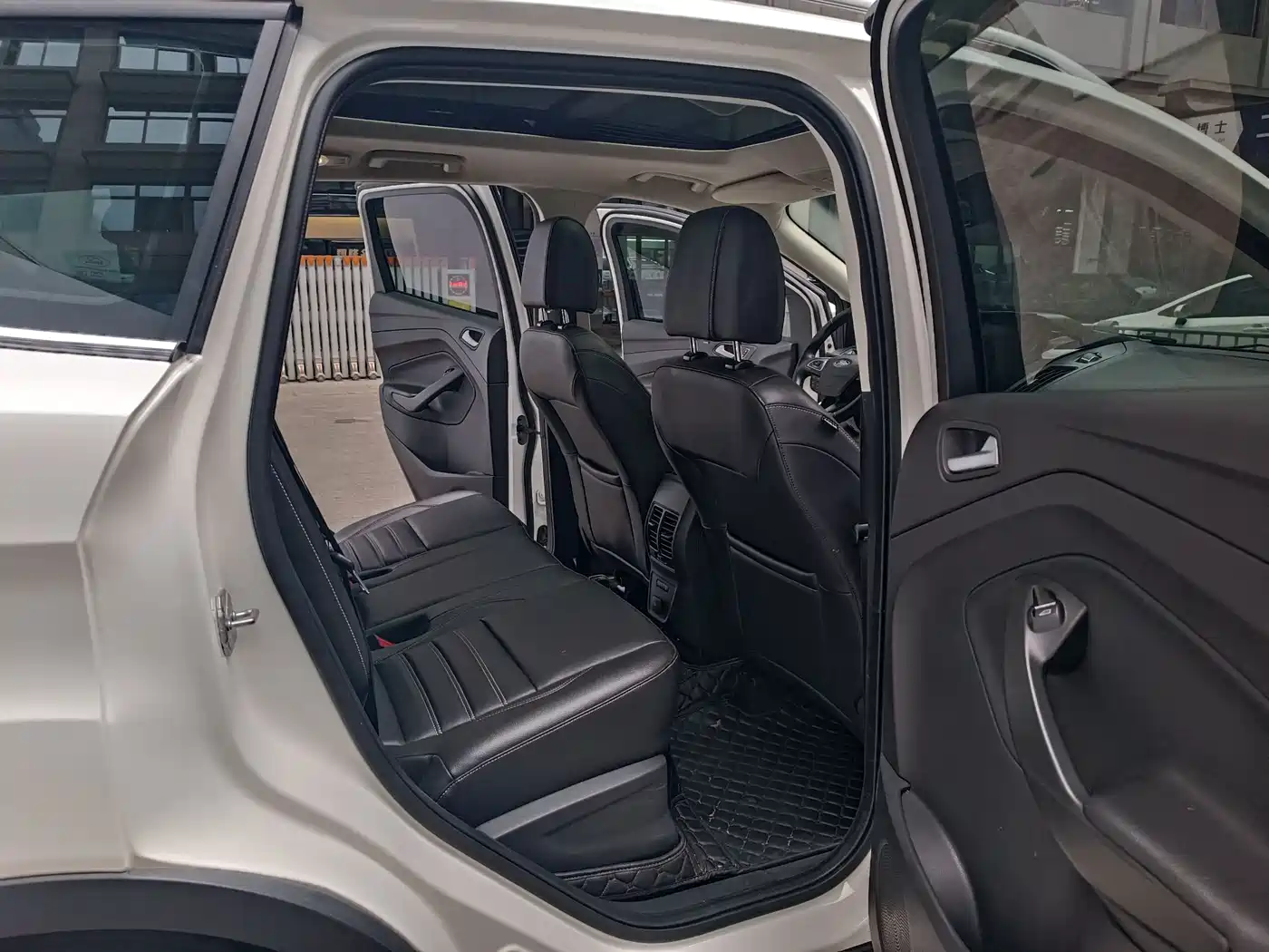 Ford Kuga 2020 2019 EcoBoost 245 4WD Luxury Wing Type China VI