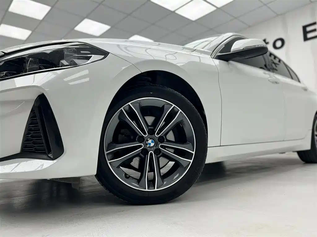 BMW 1 Series 2021 Facelift 120i M Sport фото 5