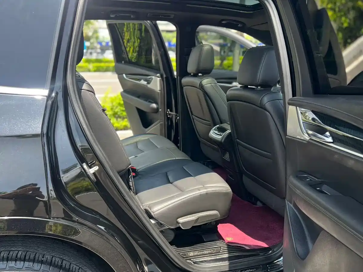 Cadillac XT6 2020 28T 7-seater AWD Premium фото 8