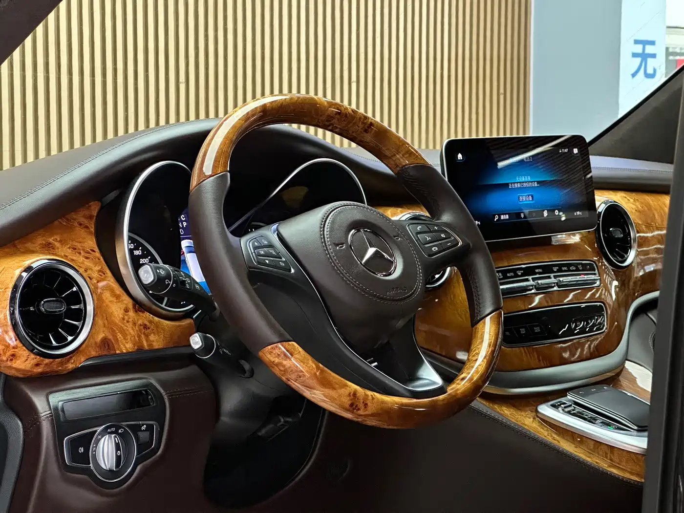 Mercedes-Benz V-Class 2021 V 260 Pilot Edition фото 9