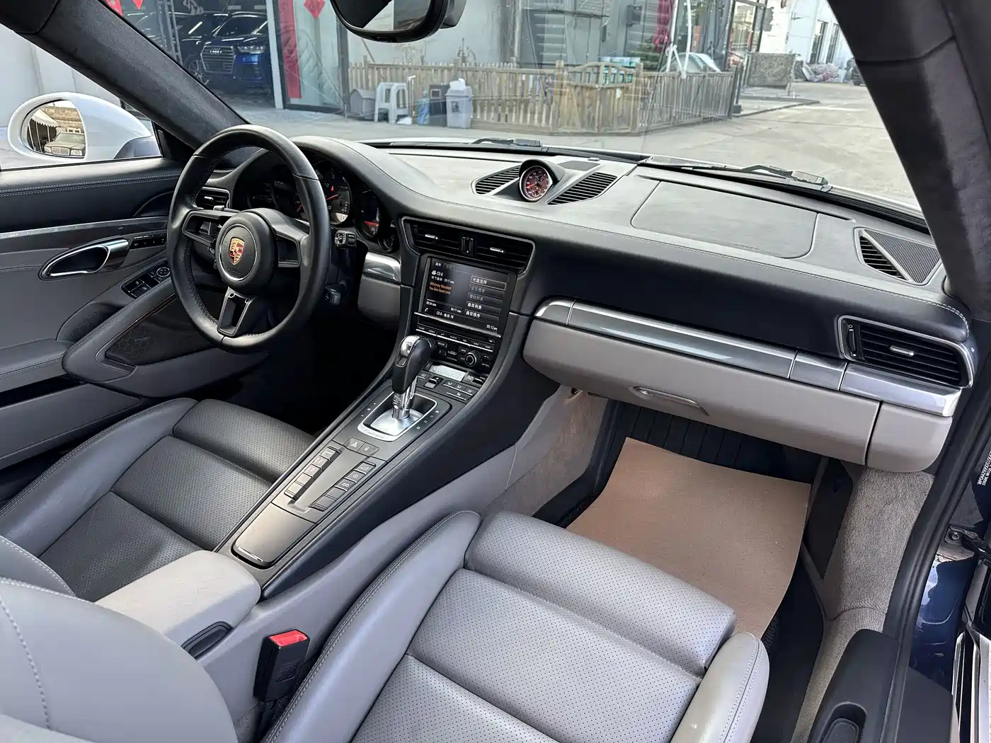 Porsche 911 2013 Carrera 4 3.4L фото 19