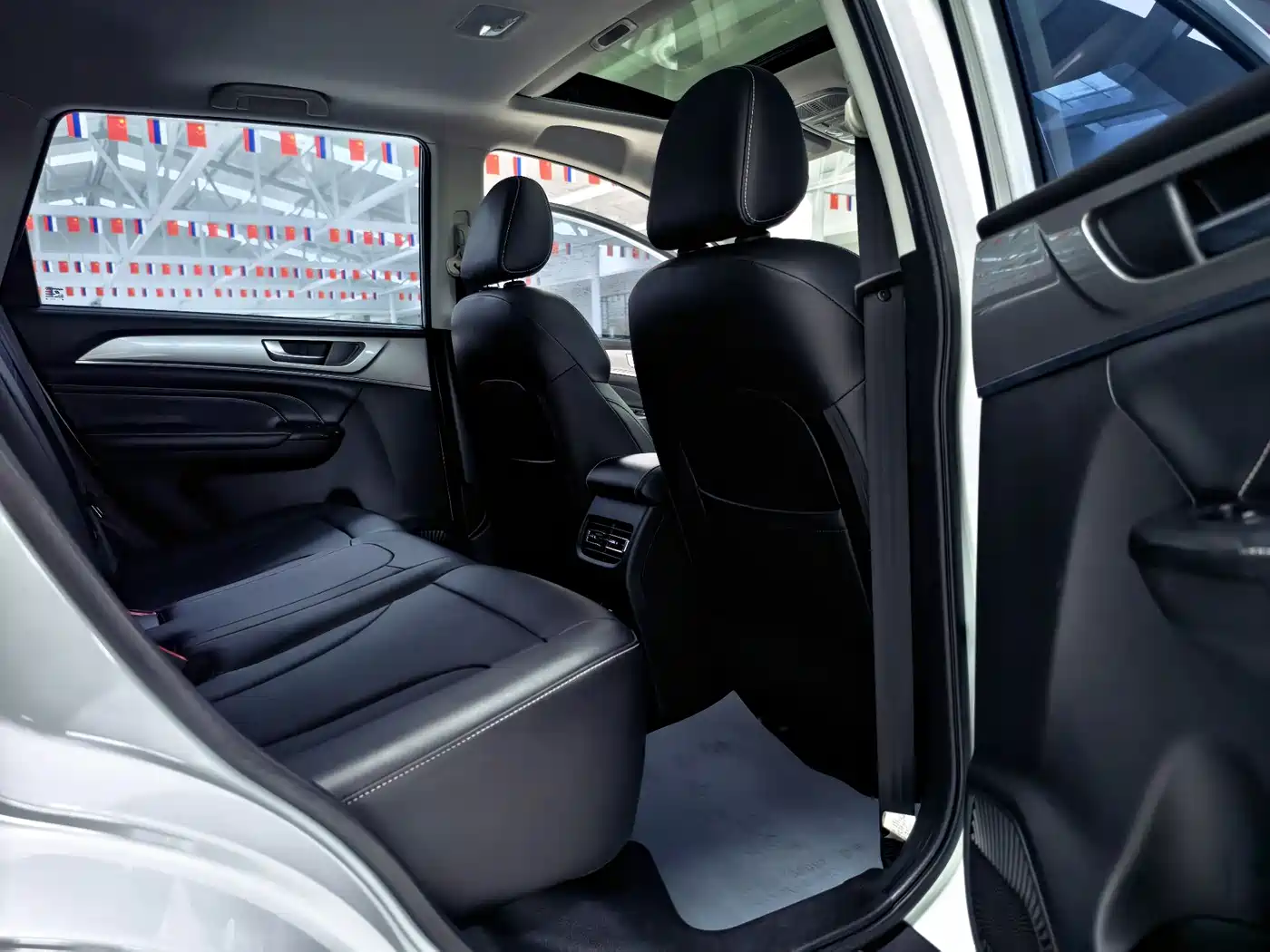 Haval M6 2021 PLUS 1.5T DCT Elite Smart Connect фото 11
