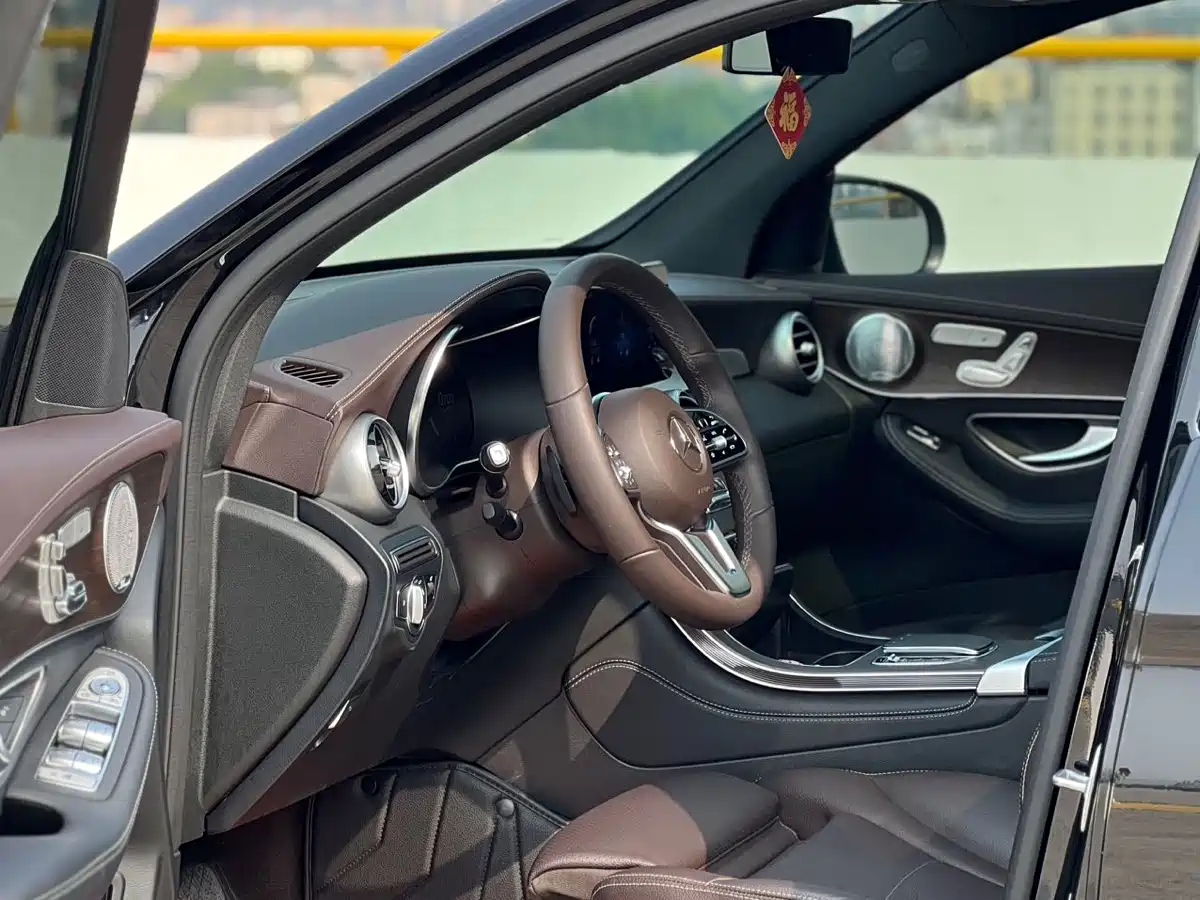 Mercedes-Benz GLC 2021 GLC 260 L 4MATIC Luxury фото 7