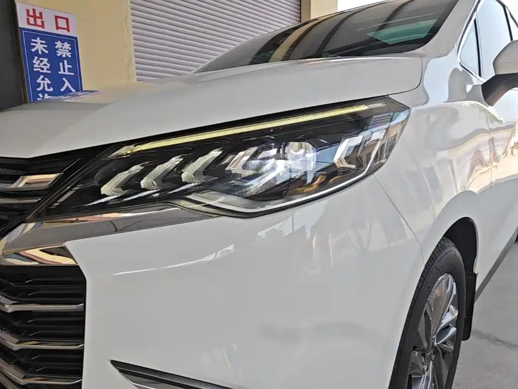 SAIC Maxus Maxus G50 2020 2019 1.5T Automatic Luxury Edition China VI