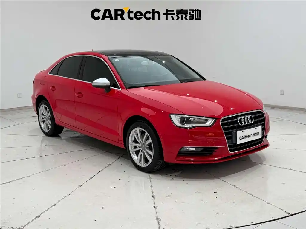Audi A3 2015 Limousine 40 TFSI Automatic Comfort фото 4