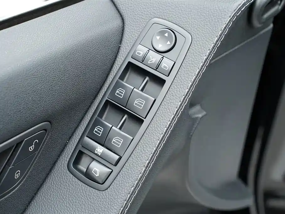 Mercedes-Benz R-Class 2014 R 320 4MATIC Luxury фото 12