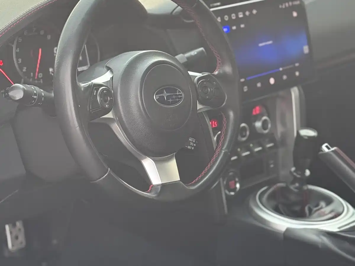 Subaru BRZ 2020 2.0L Manual type-RS фото 9