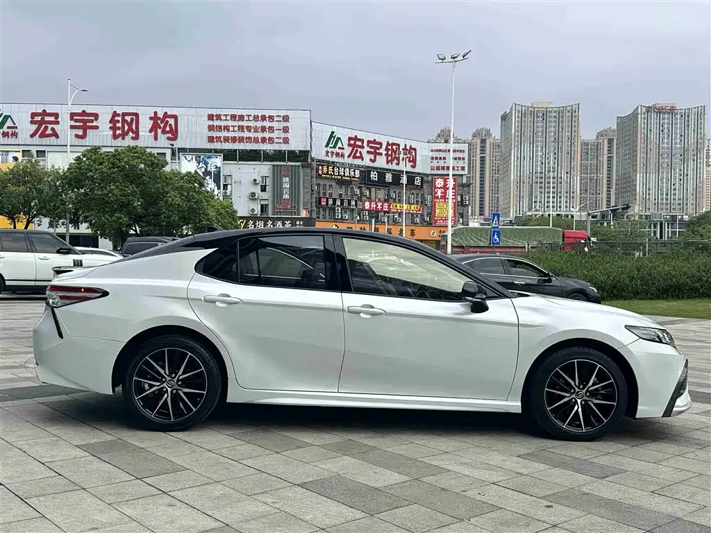 Toyota Camry 2021 2.0S Sporty Edition фото 5