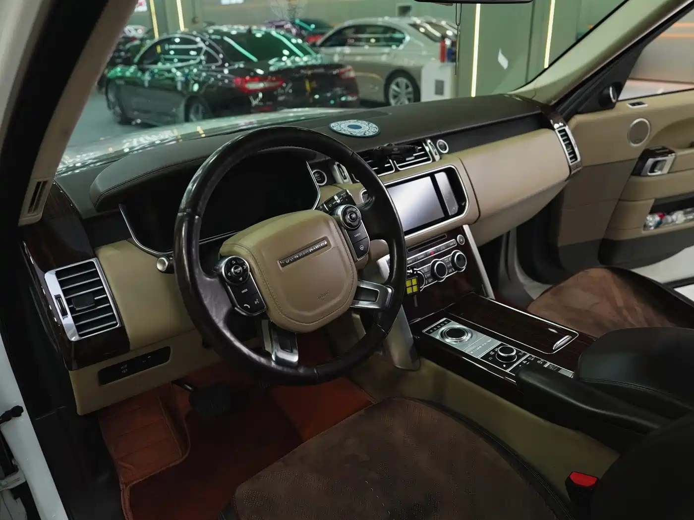 Land Rover Range Rover 2015 3.0 SC V6 Vogue фото 9