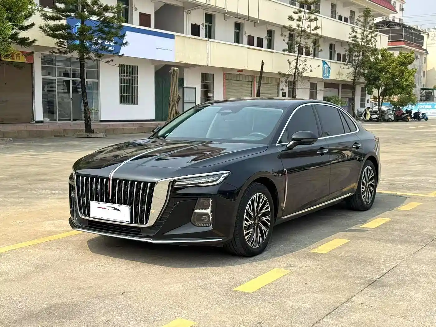 Hongqi H5 2023 1.5T DCT Smart Connect Joy Edition