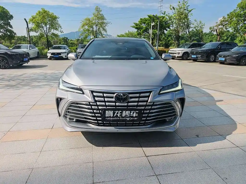 Toyota Avalon 2025 2024 Hybrid 2.0L Luxury Edition