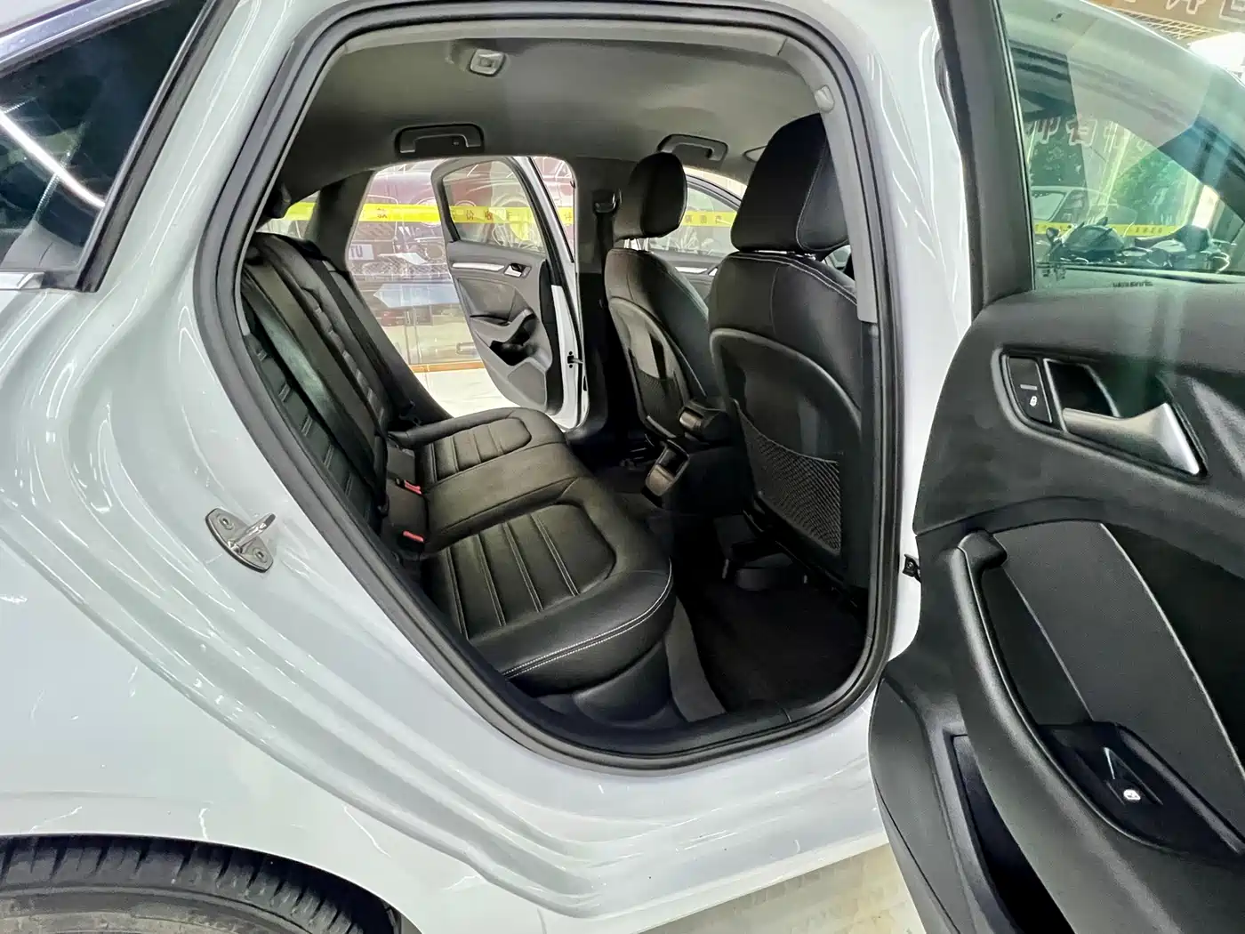 Audi A3 2017 Limousine 35 TFSI Progressive фото 13
