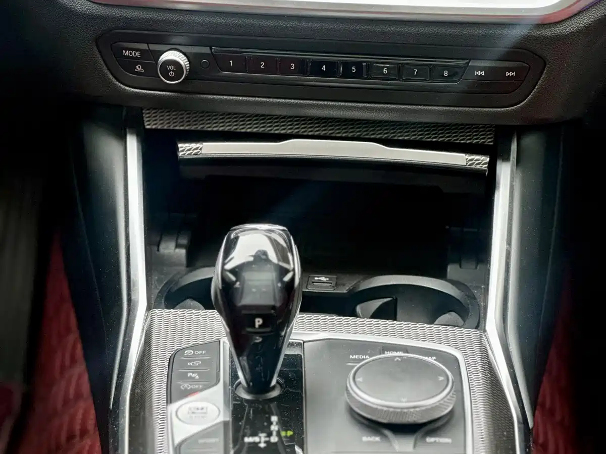 Photo 7 - BMW 3 Series