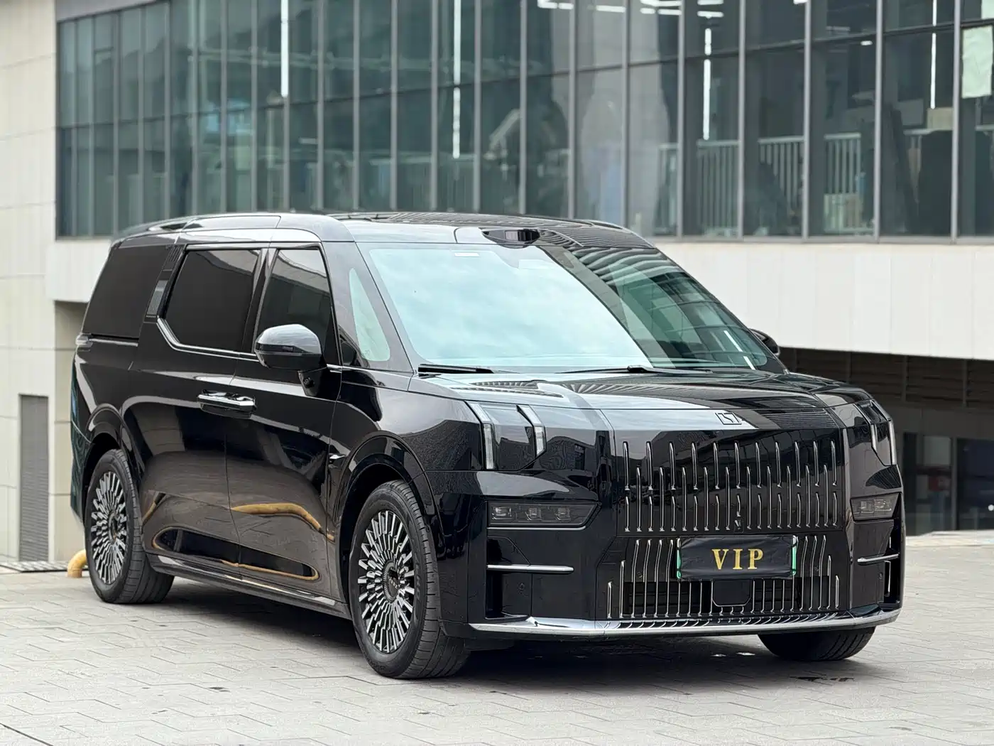 ZEEKR EXTREME KRYPTON 009