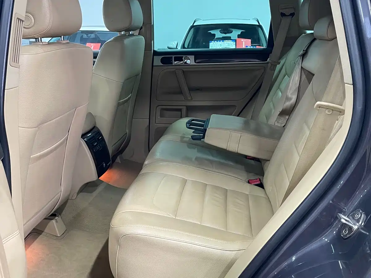 Volkswagen Touareg 2007 3.6L Standard Configuration фото 10