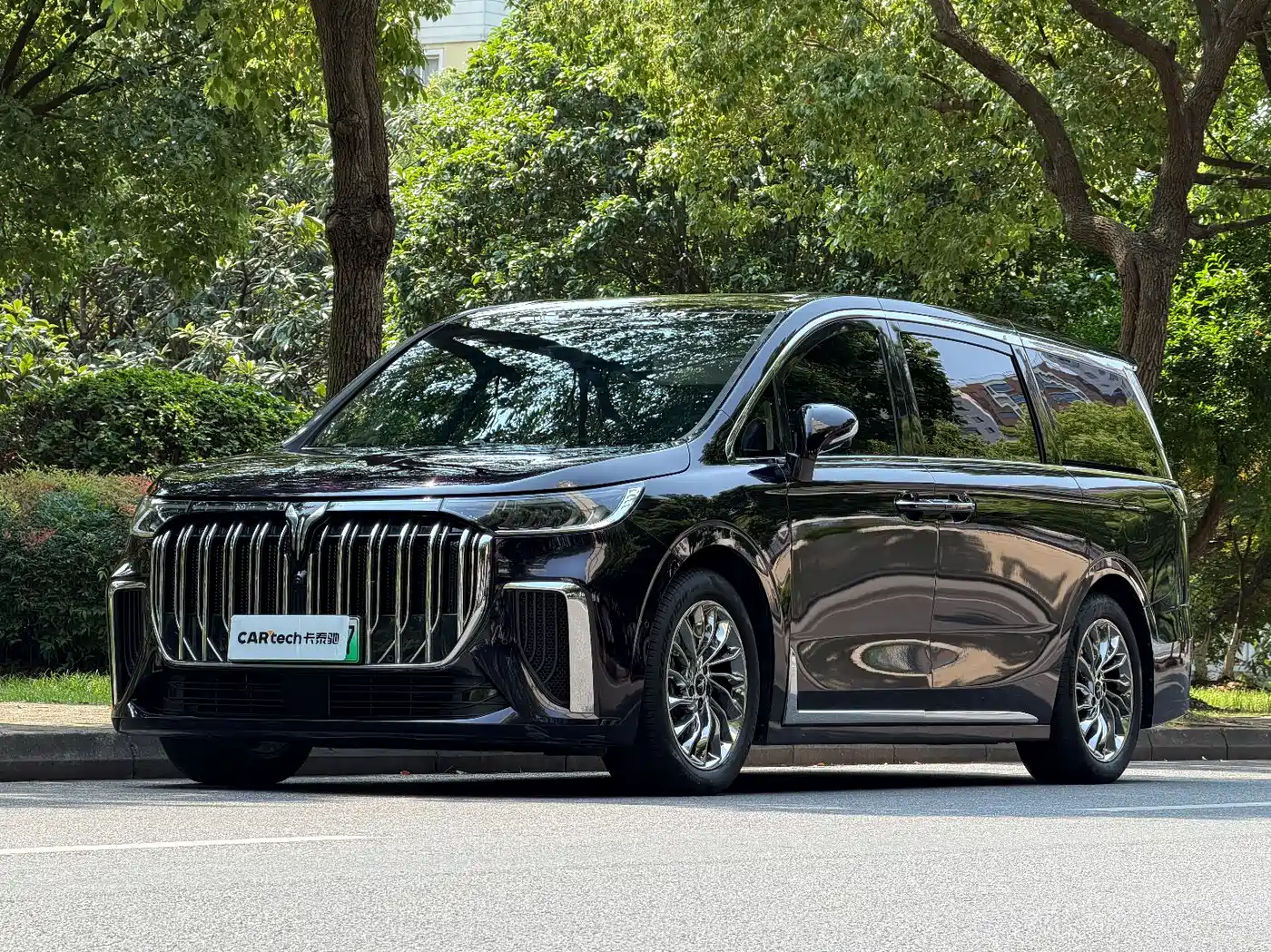 Voyah Auto Voyah Dreamer 2024 PHEV Extended Range Flagship Edition