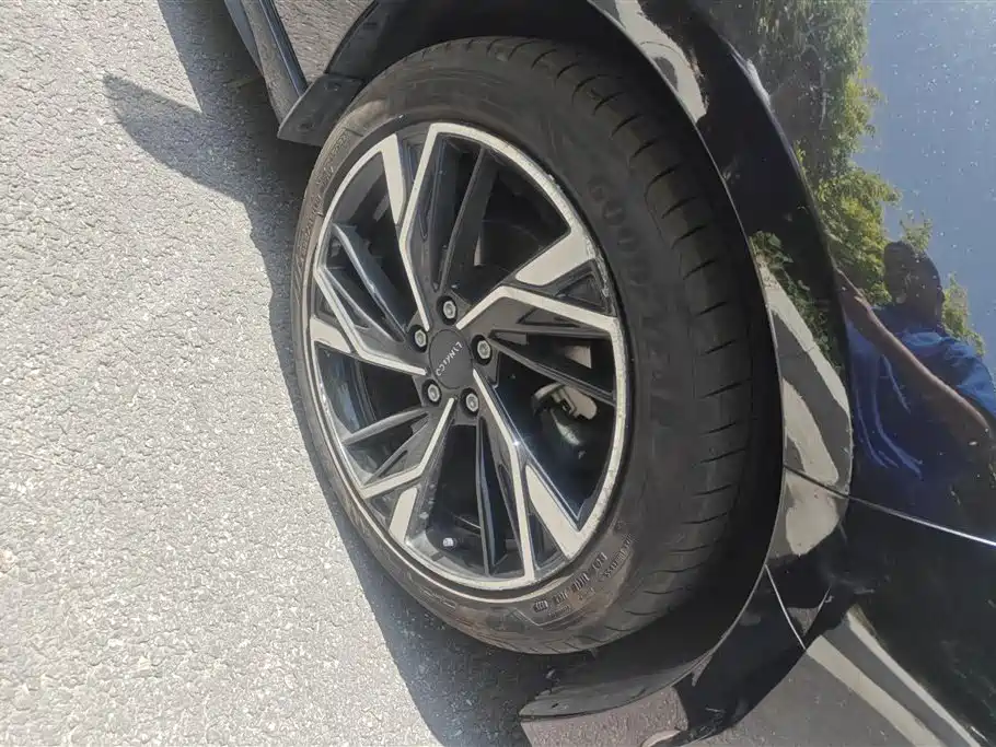Lynk & Co 03 2023 2.0TD DCT Jin Pro фото 5