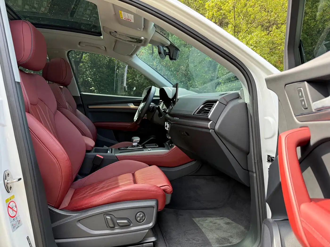 Audi Q5L 2022 Facelift 40T Luxury Dynamic фото 19