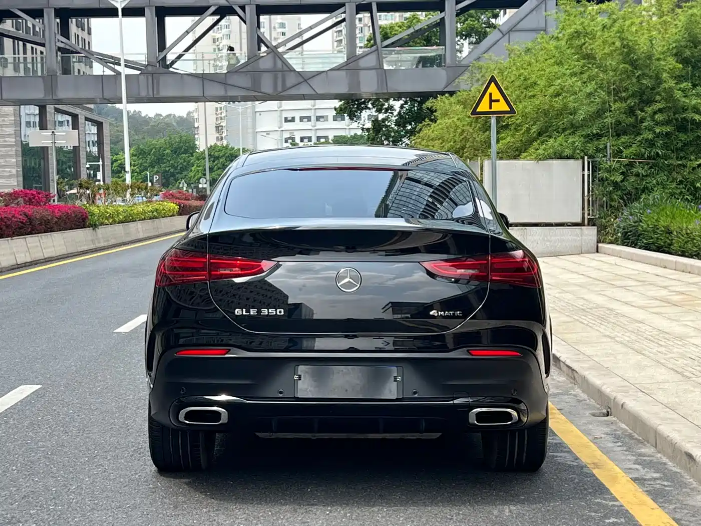 Mercedes-Benz GLE Coupe 2024 GLE 350 4MATIC Coupe SUV Luxury фото 6