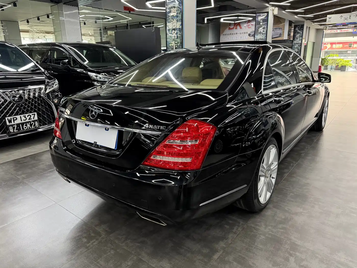 Mercedes-Benz S-Class 2010 S 500 L 4MATIC фото 17