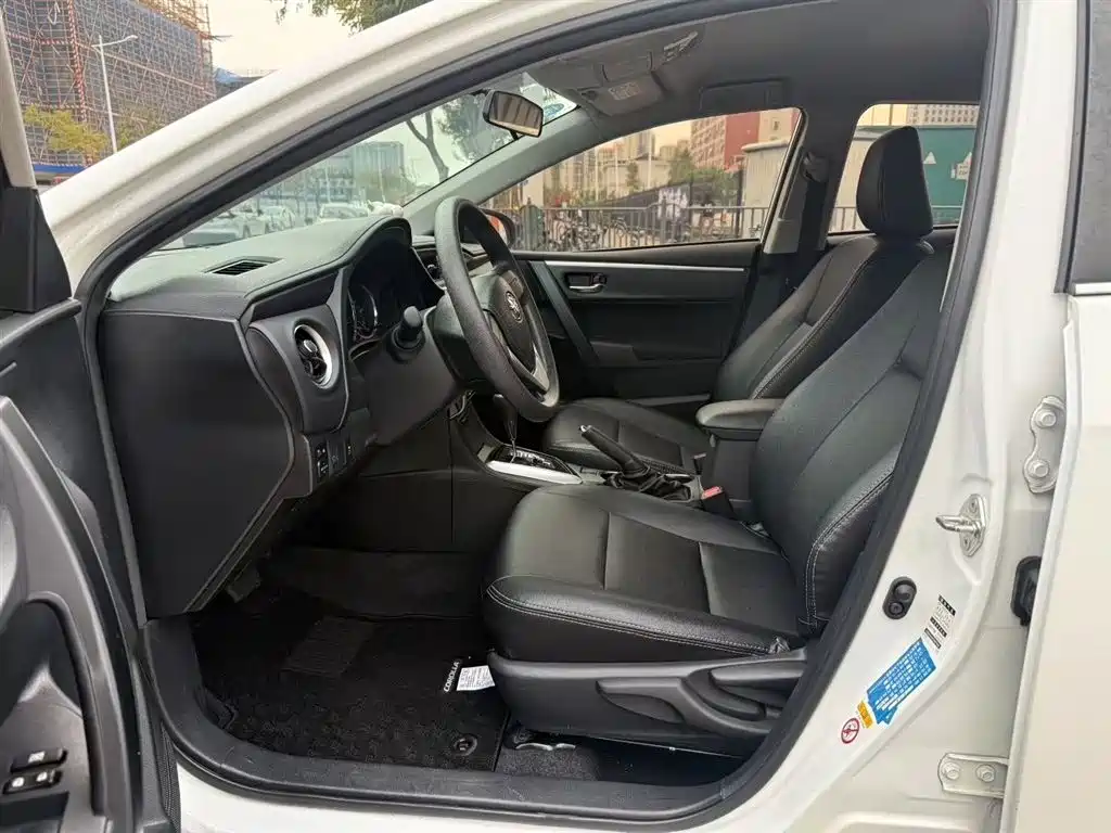 Toyota Corolla 2017 Facelift 1.2T S-CVT GL фото 4