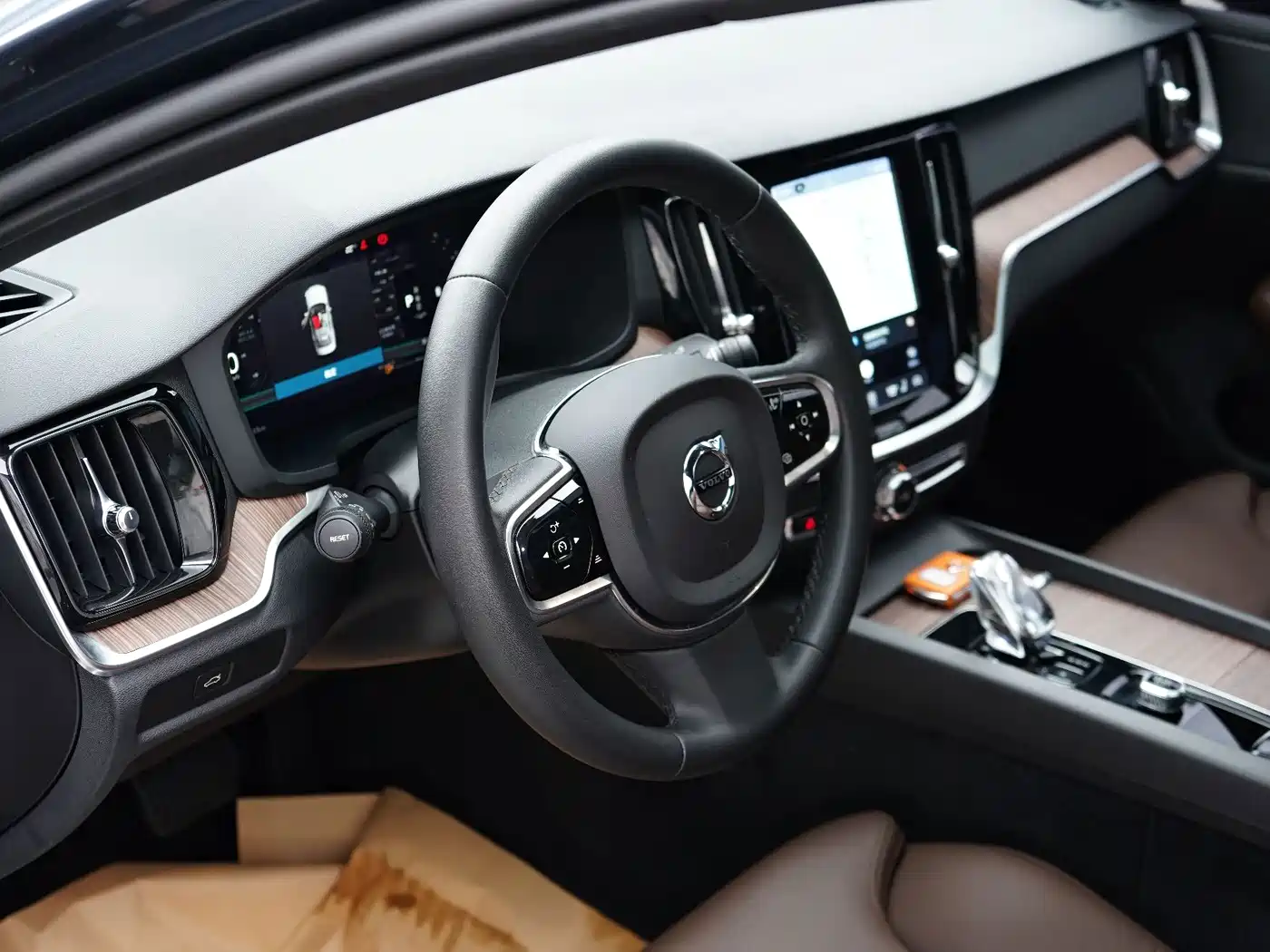 Volvo S60 2023 2023 B4 Smart Vision Luxury Edition