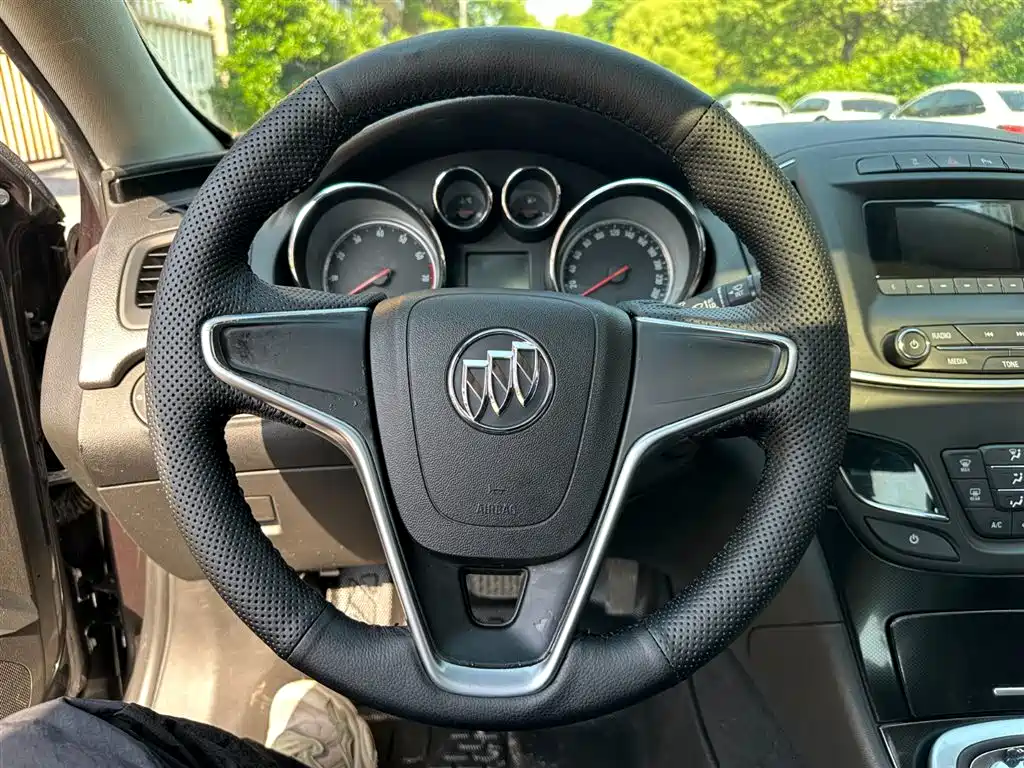 Buick Regal 2015 1.6T Leading Tech Edition фото 13