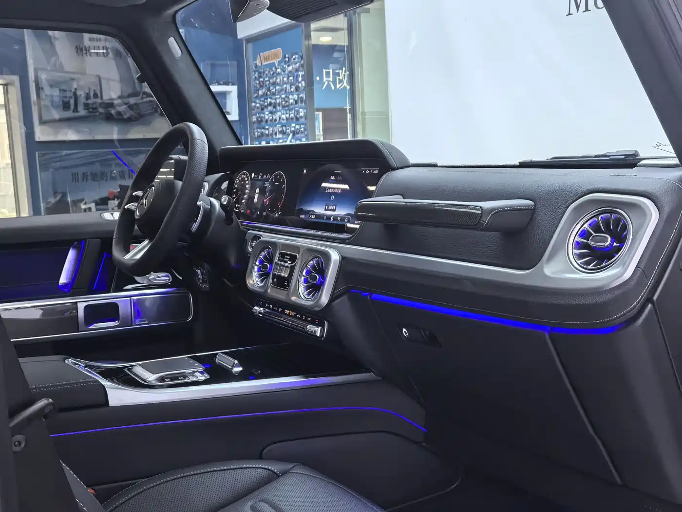 MERCEDES-BENZ G-CLASS