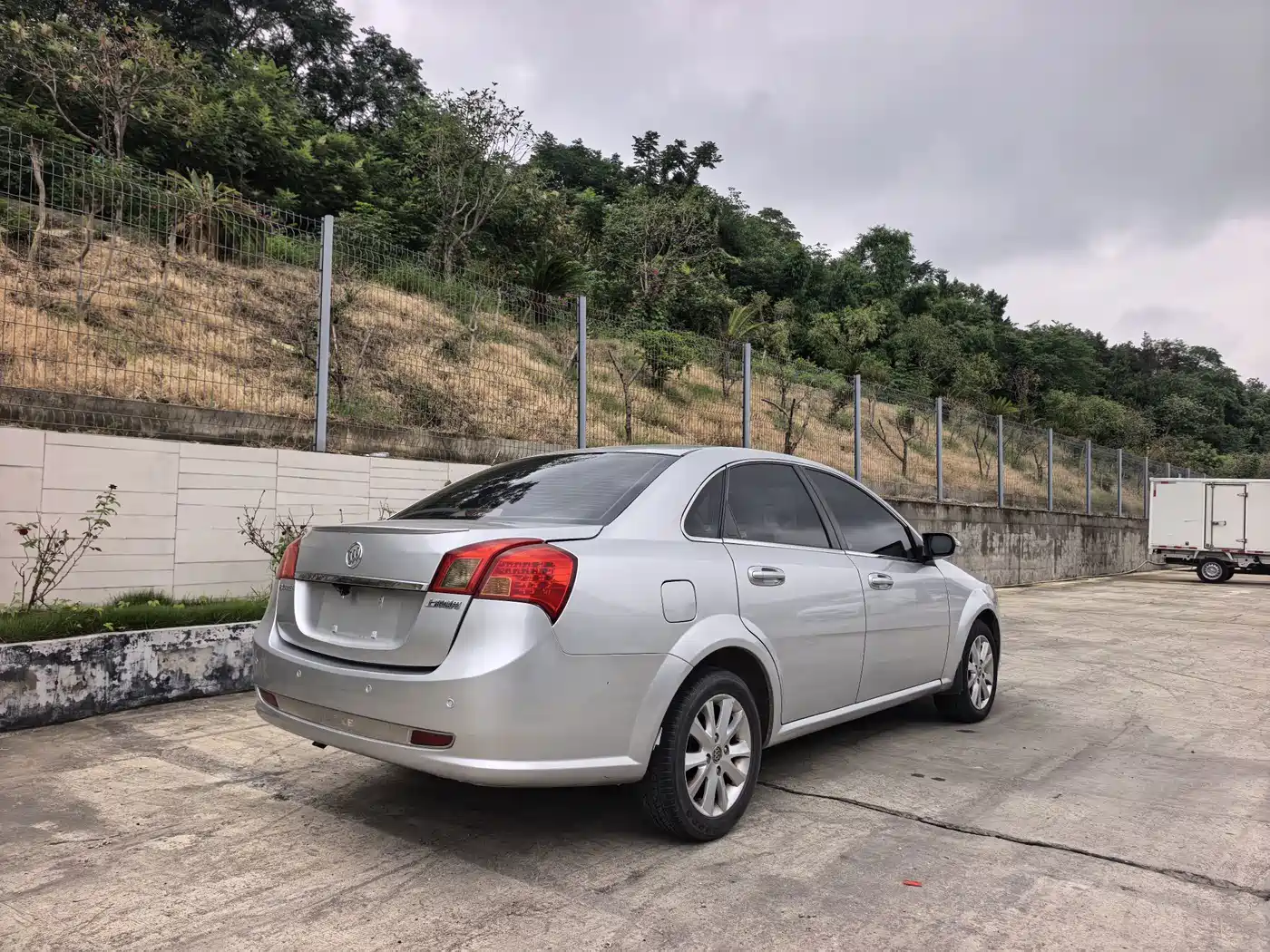 Photo 5 - Buick Excelle