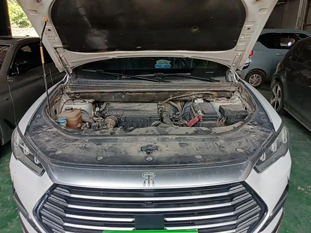 Фото 20 - BYD Song Pro