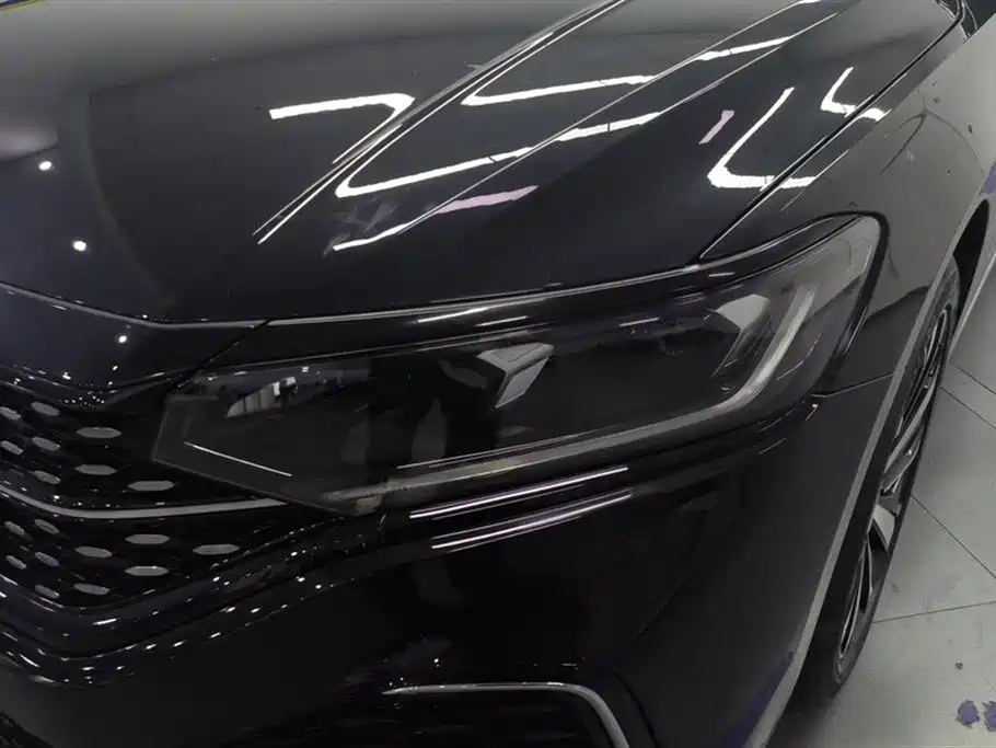 Volkswagen Passat 2022 330TSI Starlight Elite Edition фото 5