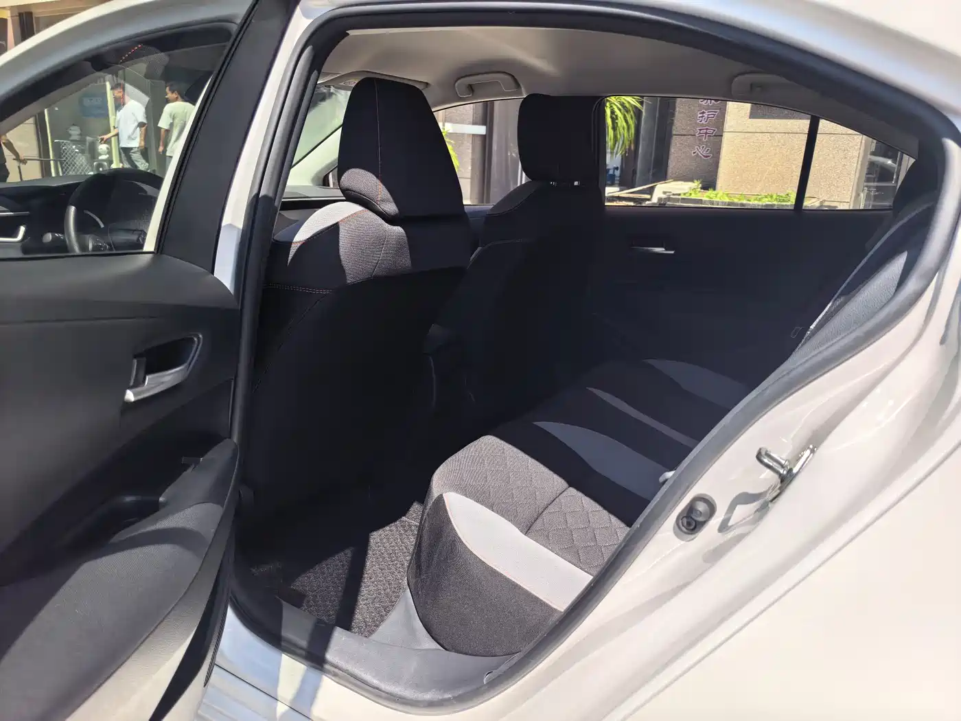 Toyota Corolla 2021 1.2T S-CVT Pioneer PLUS Edition фото 7