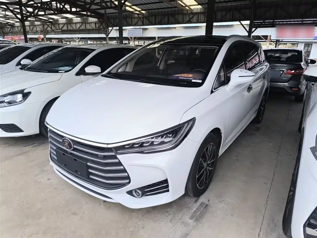 BYD Song MAX 2017 1.5T Auto Smart Elite 7-Seater фото 2