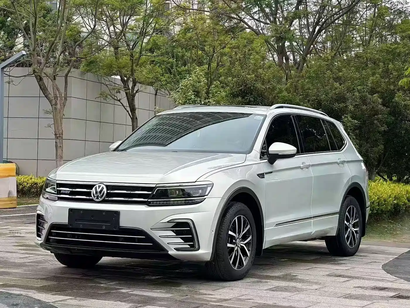 Volkswagen Tiguan L PHEV 2019 430PHEV Hybrid Luxury Edition