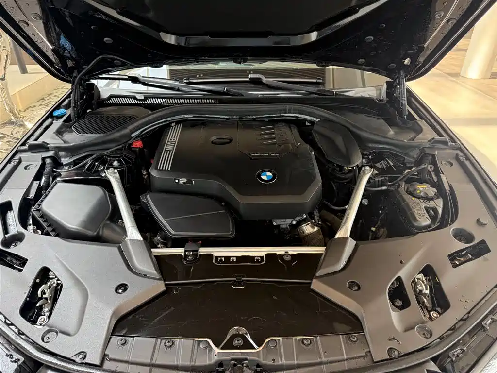 BMW 5 Series, миниатюра 8
