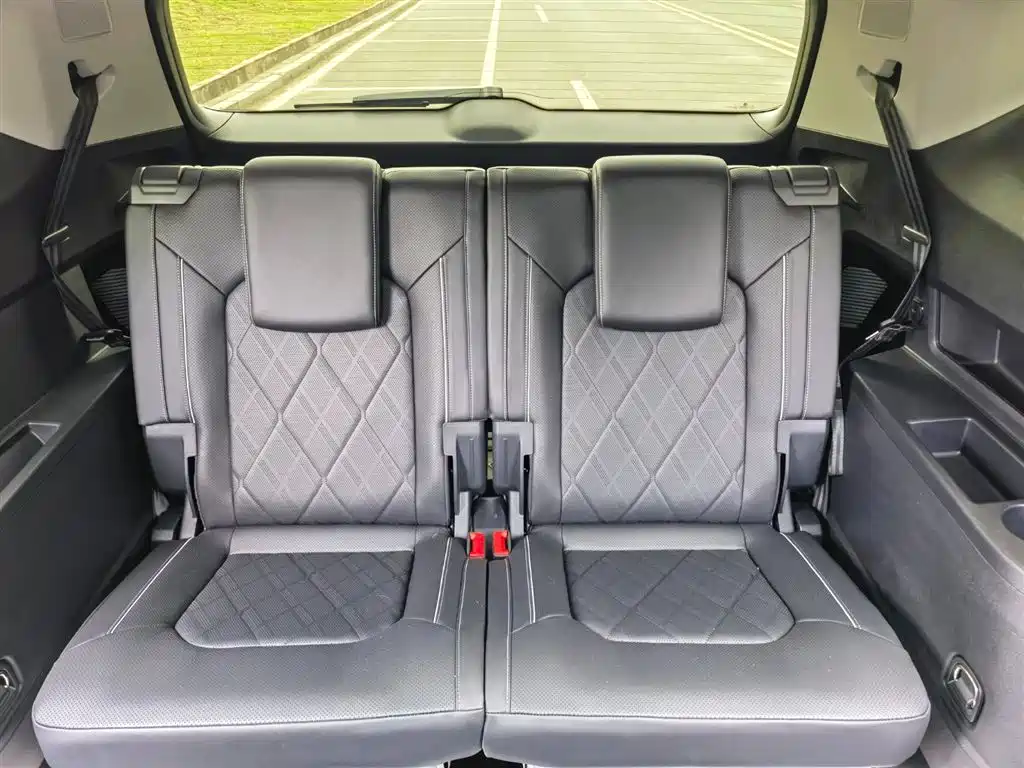 Volkswagen Teramont 2024 380TSI 4WD Prestige Flagship Edition фото 11