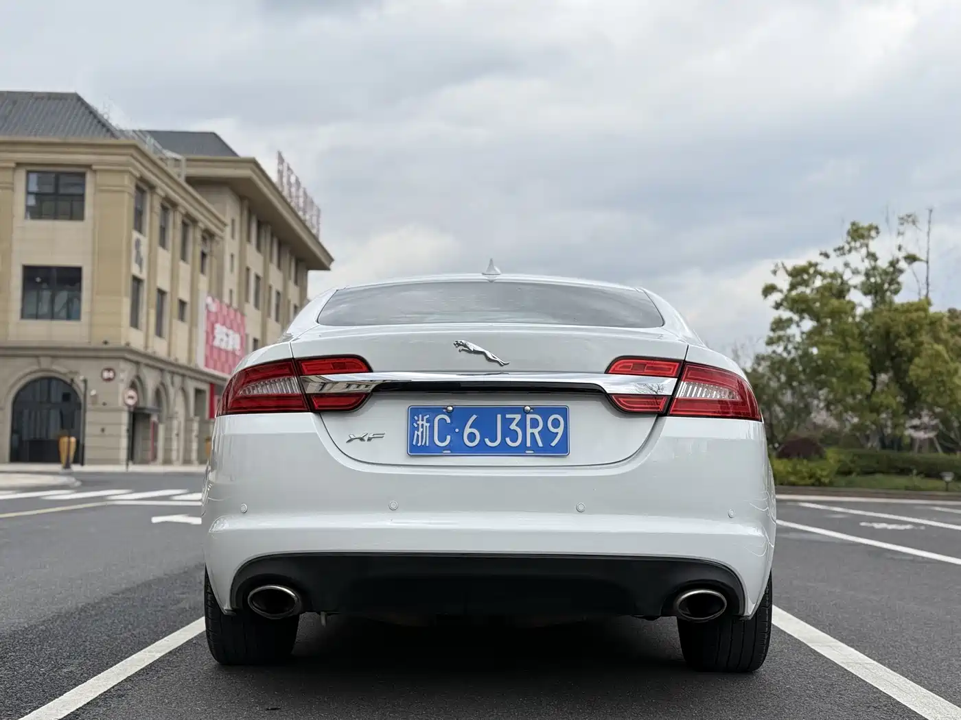 Jaguar XF 2014 2014 XF 2.0T Elegance Edition