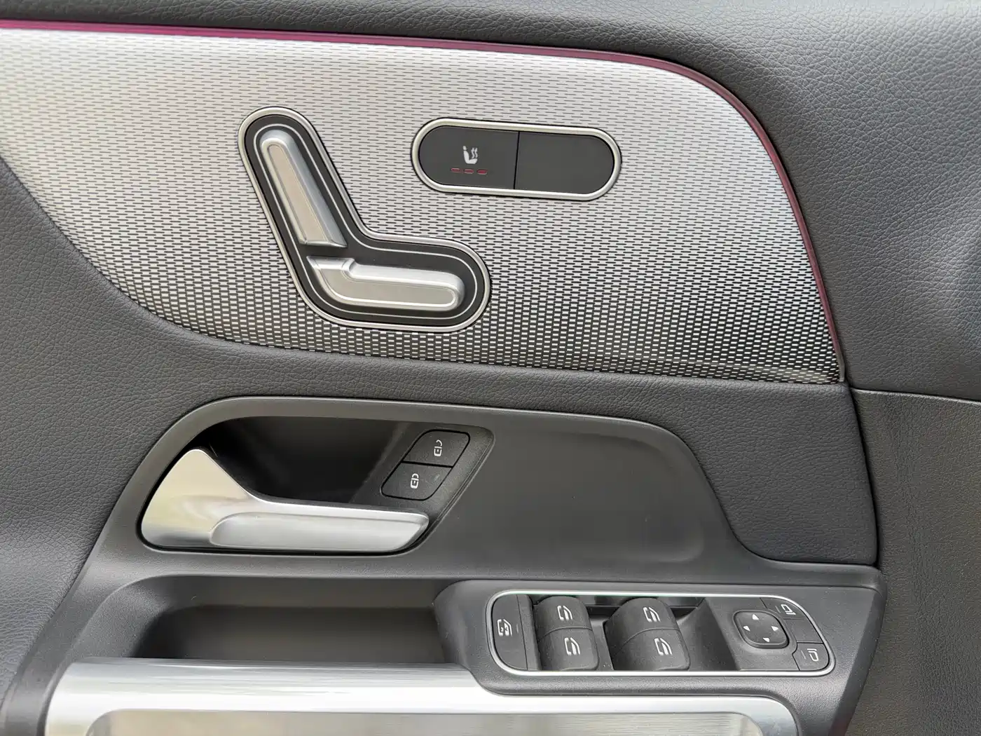 Mercedes-Benz GLB 2020 GLB 180 Dynamic фото 7