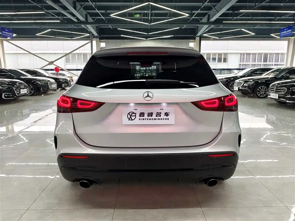 Mercedes-Benz GLA AMG 2022 AMG GLA 35 4MATIC фото 16