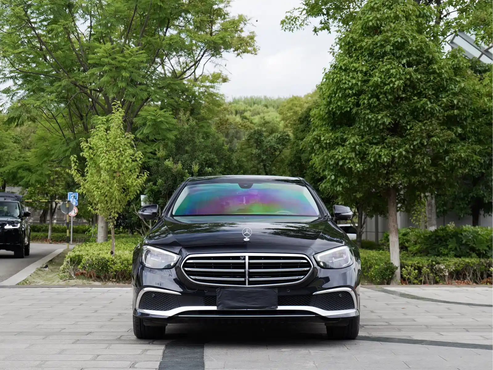 Фото 2 - Mercedes-Benz E-Class